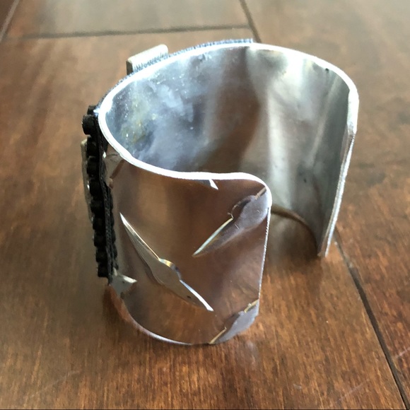 Beautiful metal and stone bracelet - Picture 5 of 6